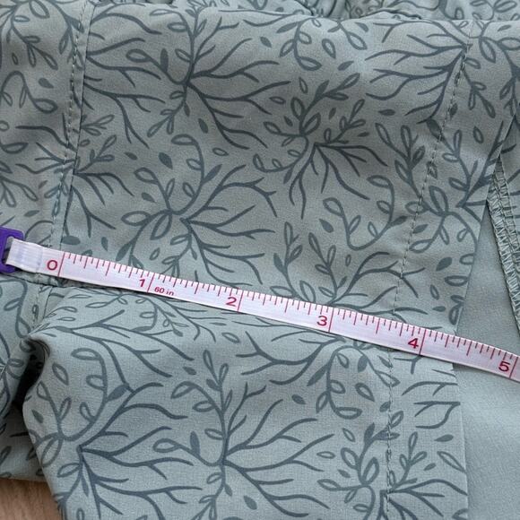 Free Fly Women's Swell Short - Mangrove Coastal Sage | Large - Picture 8 of 8